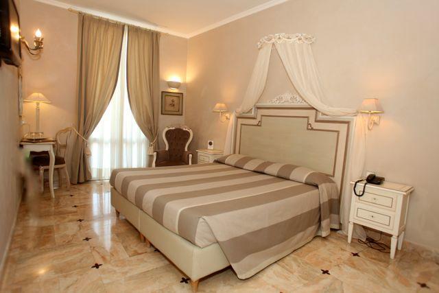 La Colonnina Hotel
